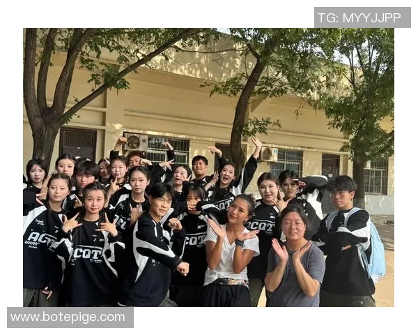 成都街舞队如何通过团队协作提升舞技与默契的探索与实践